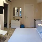 Mare Nostrum Petit Hotel 2*