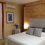 Mare Nostrum Petit Hotel