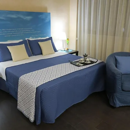 Mare Nostrum Petit Hotel